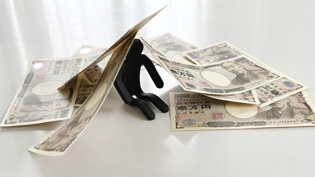 一万円札に潰される。旭川市で借金返済の相談は無料でできます